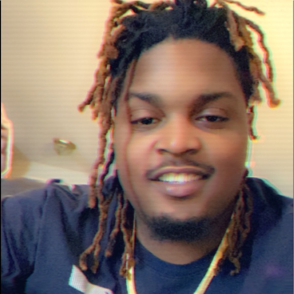 Meet your Posher, Daeontae - Picture 1 of 5